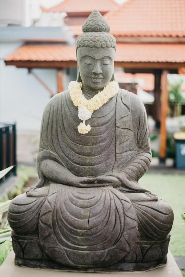 Japa Guesthouse Canggu Dış mekan fotoğraf