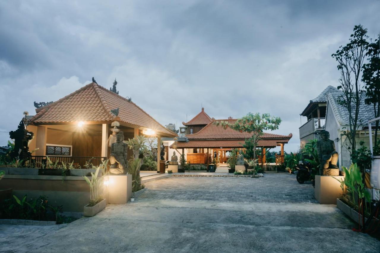 Japa Guesthouse Canggu Dış mekan fotoğraf